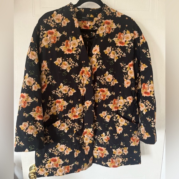 ZARA Quilted Floral Jacket Coat Size M-L - Picture 4 of 15